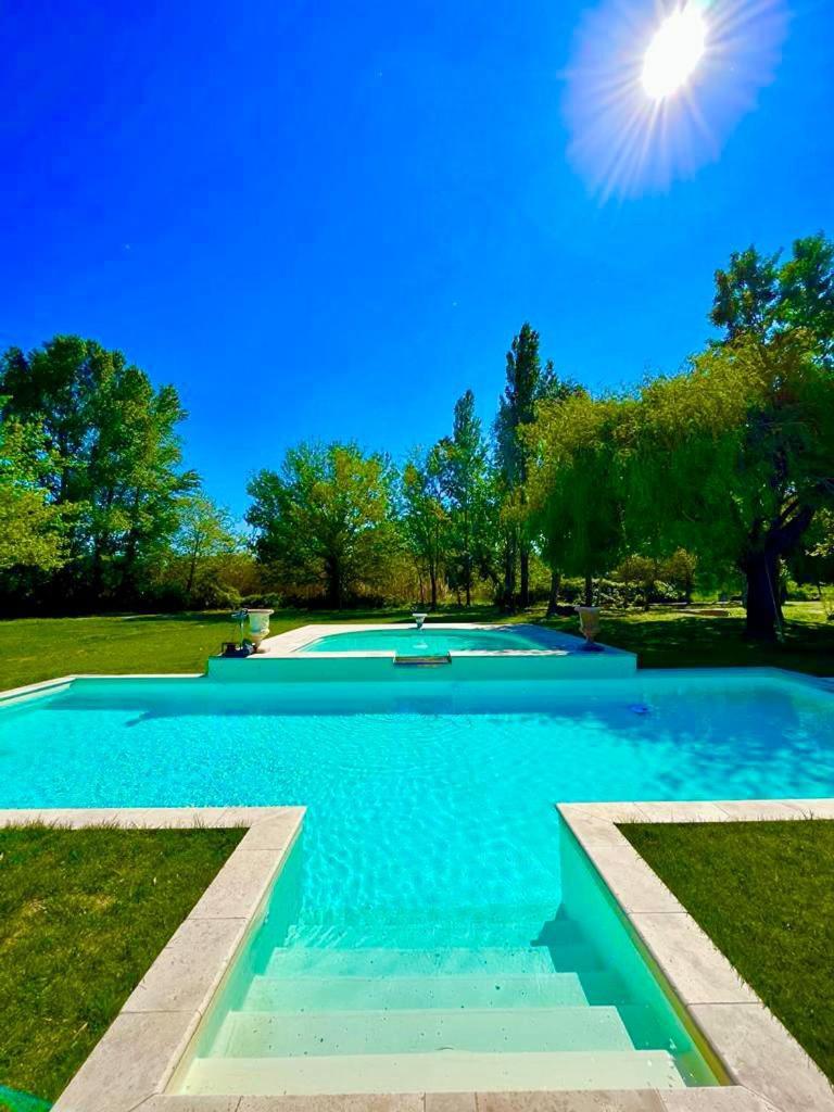 Mas Du Versadou, Dans Un Espace Naturel Protege, Piscine Couverte Chauffee Toute L'Annee, Spa Et Salle De Jeux Сан-Жил Екстериор снимка